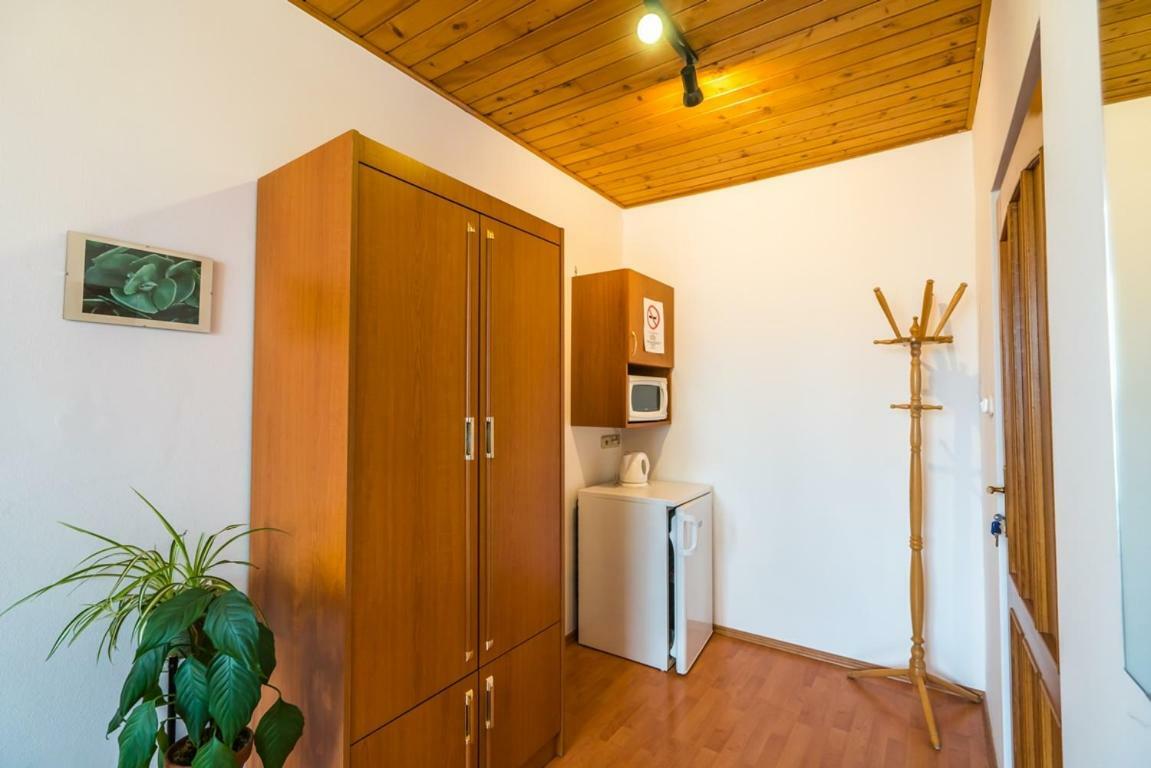Szent Kristof Panzio Hotel Естергом Екстериор снимка